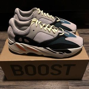 Adidas Yeezy Boost 700 Waverunner Size 10